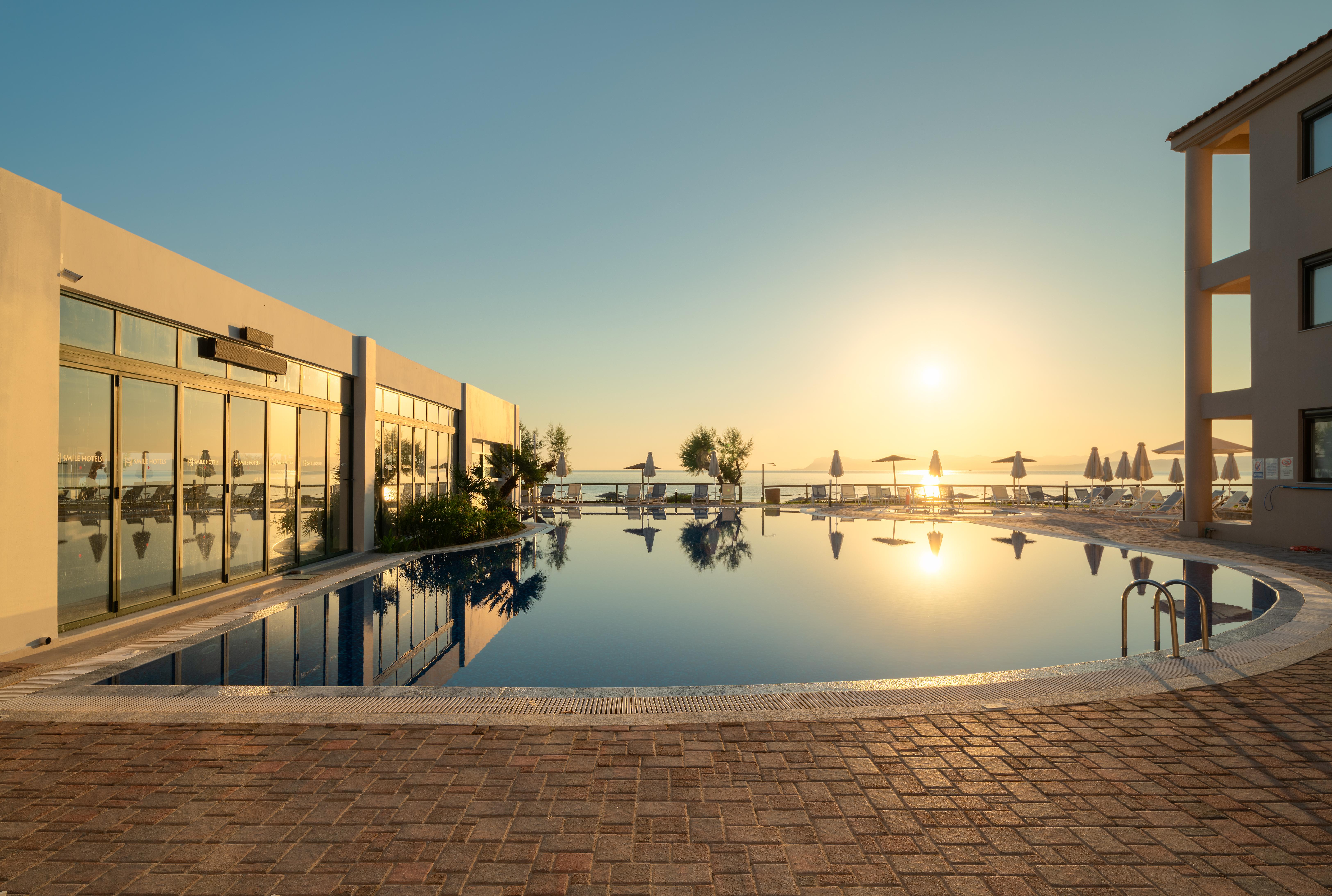 Iolida Beach By Smile Hotels Agia Marina Exterior foto
