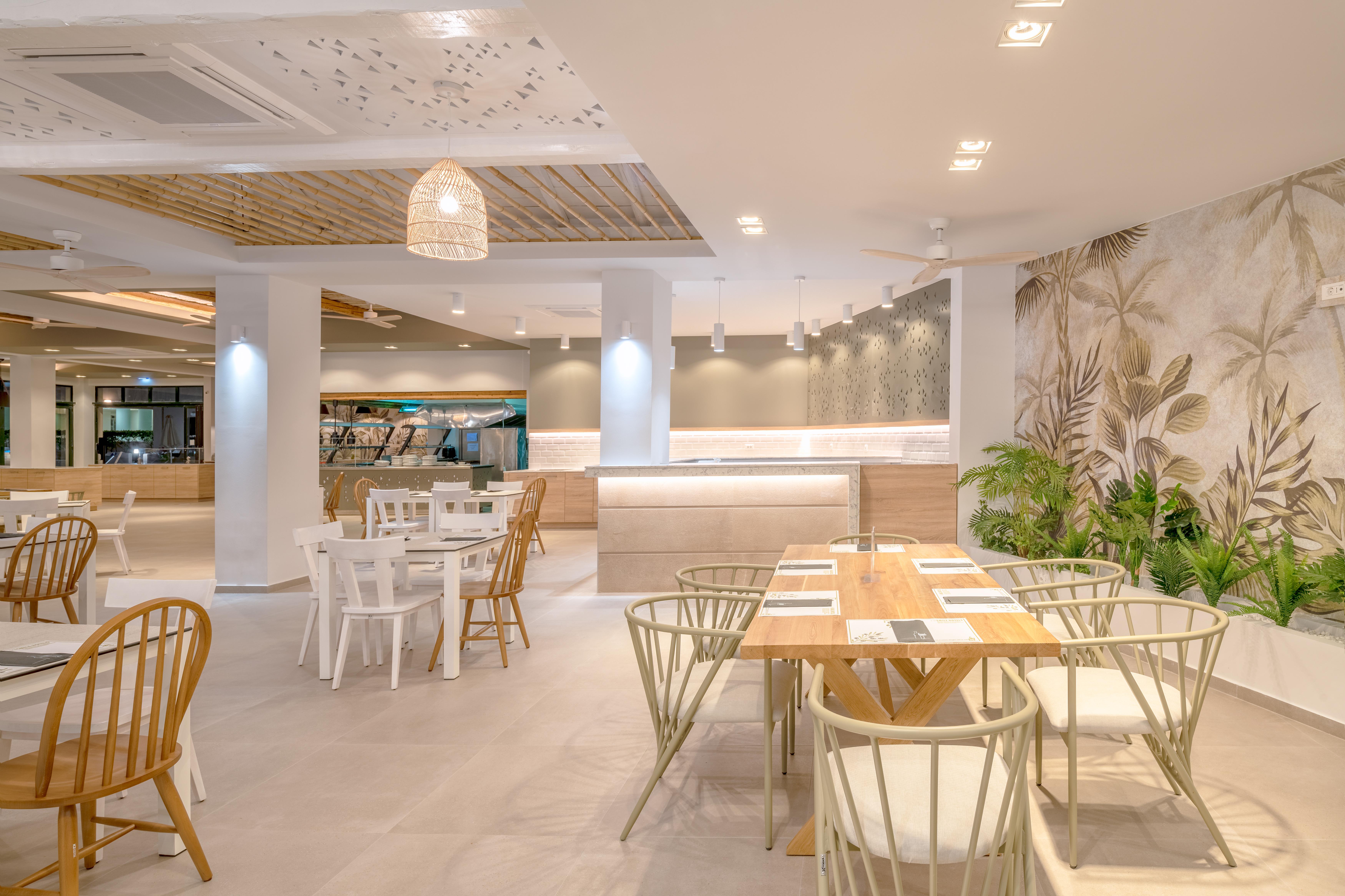 Iolida Beach By Smile Hotels Agia Marina Exterior foto
